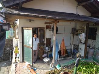 山中理容院の外観